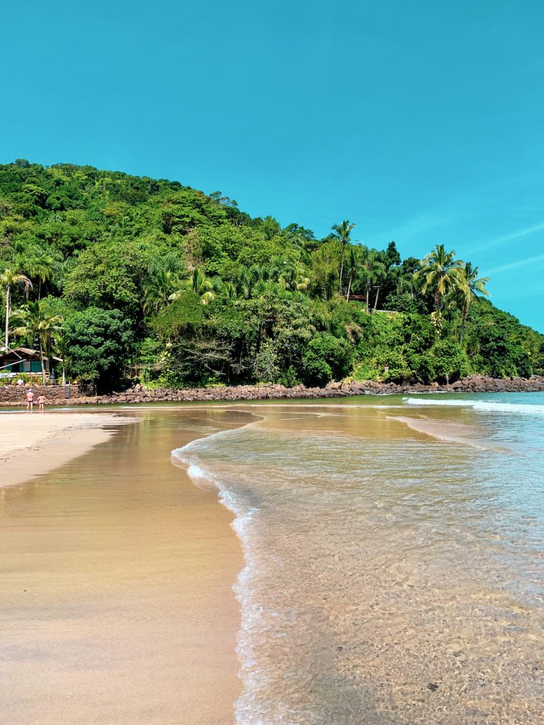 Praias Escondidas no Brasil - Barra do Sahy